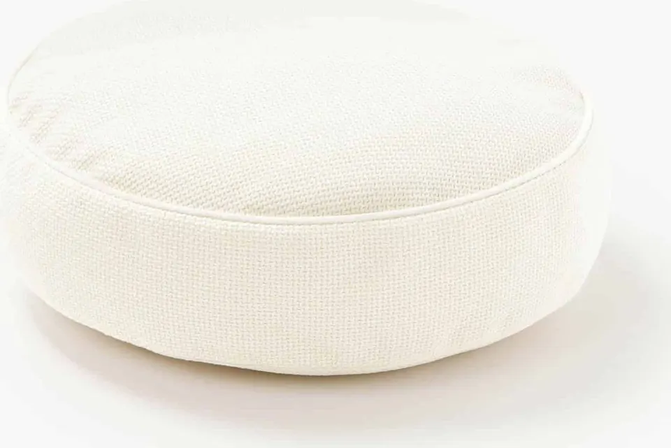 Rundes Bouclé-Dekokissen Aya mit Kederumrandung in beige für gemütliche Wohnraumgestaltung