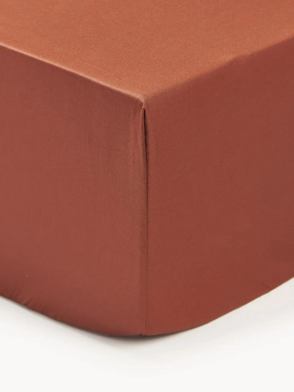 Boxspring-Spannbettlaken in Größe 160 x 200 cm mit einer Höhe von 35 cm in hochwertiger Qualität
