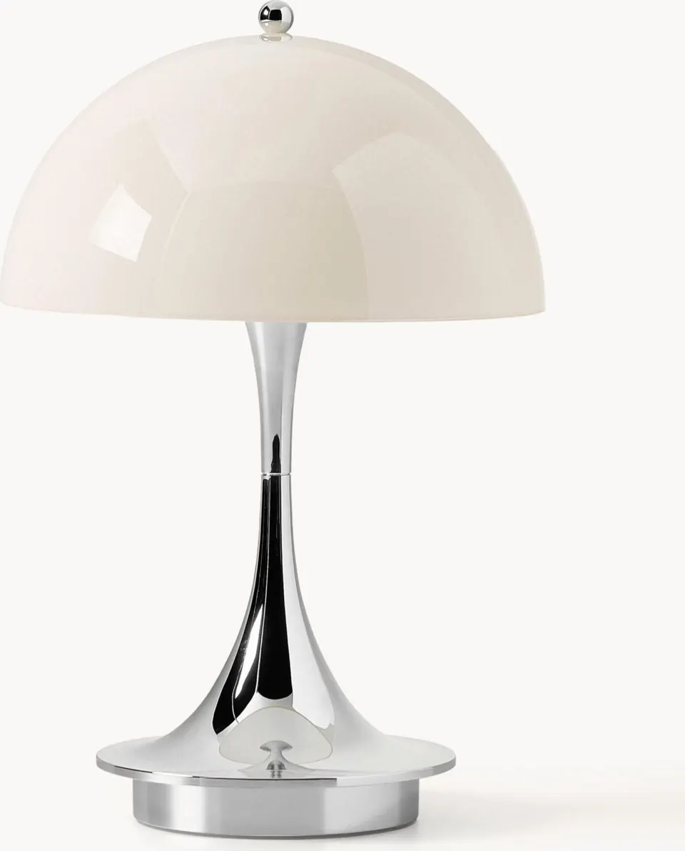 Mobile dimmbare LED-Tischlampe Panthella 160 in modernem Design von Verner Panton mit elegantem, rundem Lampenschirm und warmweißem Licht