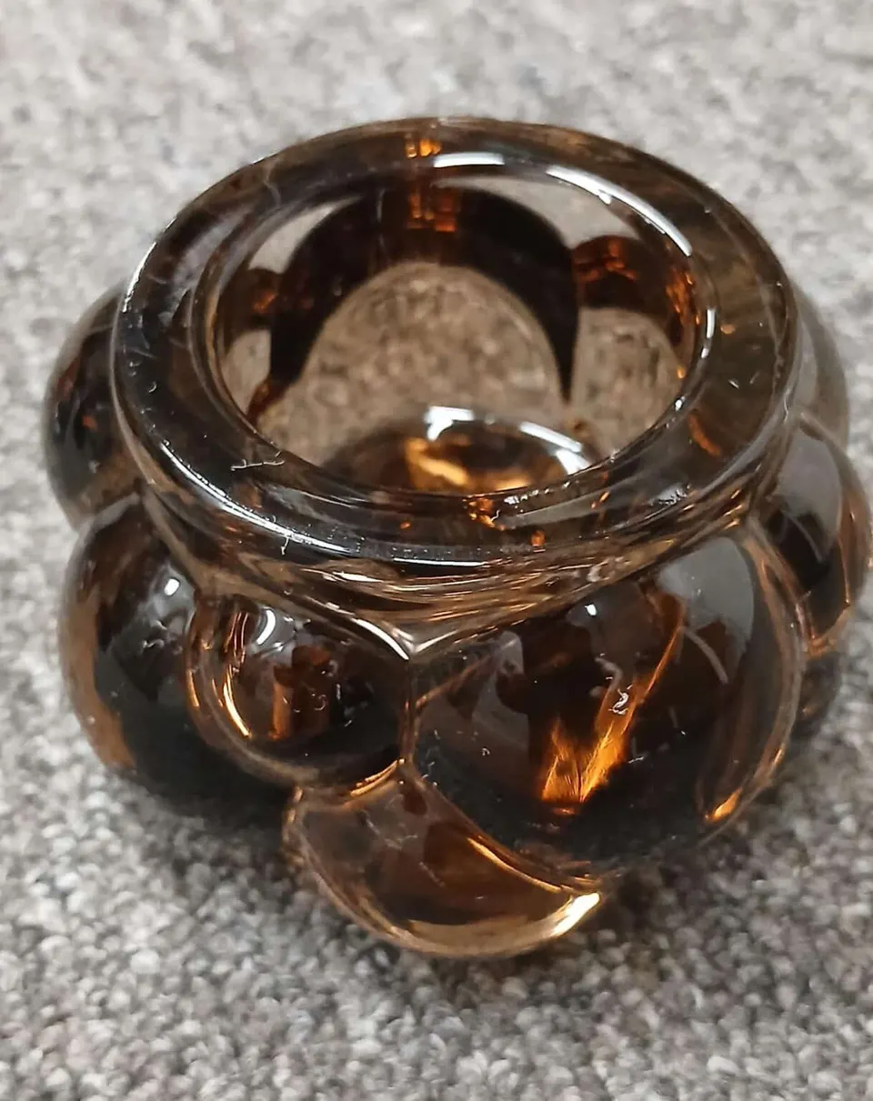 Teeelichthalter Bernstein aus transparentem Glas für stimmungsvolle Beleuchtung auf dem Tisch