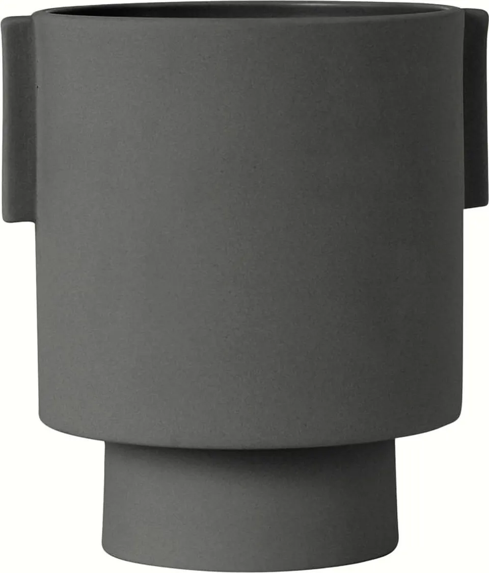 Handgefertigter Übertopf aus hochwertiger Keramik für Pflanzen mit elegantem Design