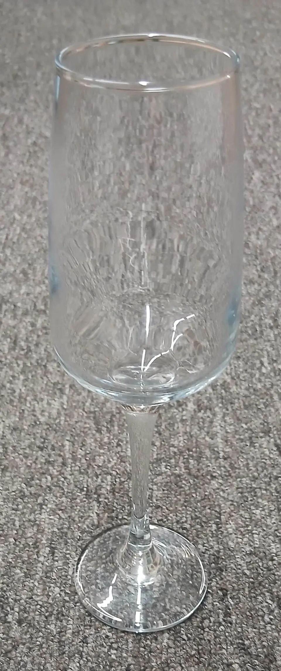 Weinglas Cyrill elegantes transparentes Rotweinglas aus Kristallglas